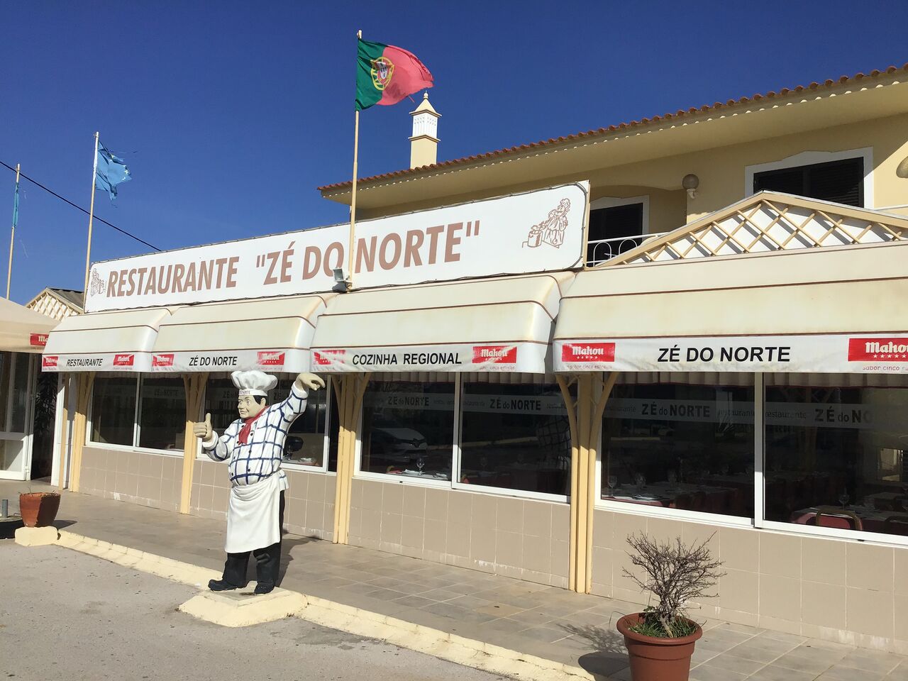 Fachada do restaurante